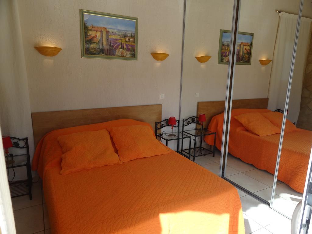 Locations Des Alpilles Apartment แซ็งต์-เรมีย์-เดอ-โพรวองซ์ ห้อง รูปภาพ