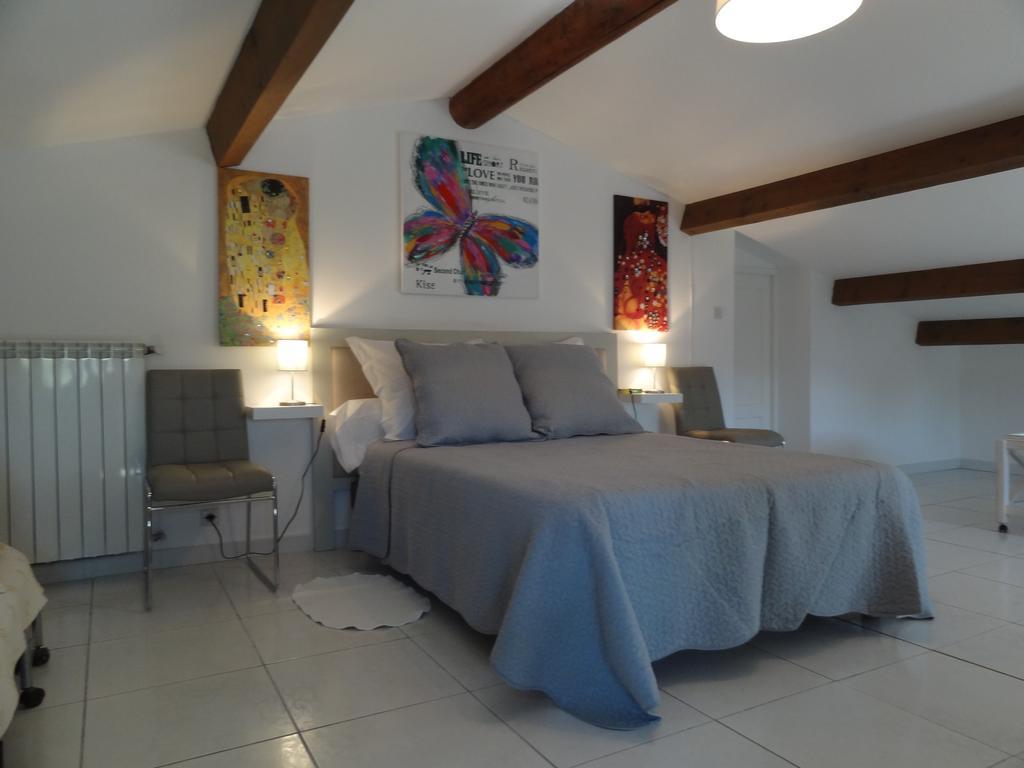 Locations Des Alpilles Apartment แซ็งต์-เรมีย์-เดอ-โพรวองซ์ ภายนอก รูปภาพ